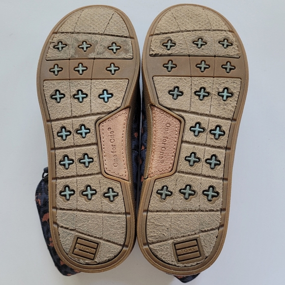 Toms Women's Highland Botas Hightop Canvas and Blue Cheetah Print Booties - Picture 6 of 6